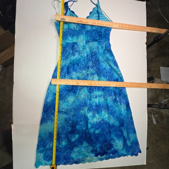 EVERLEIGH Blue Turquoise Scalloped Lace V-Neck Maxi Dress Size: M - Picture 6 of 8